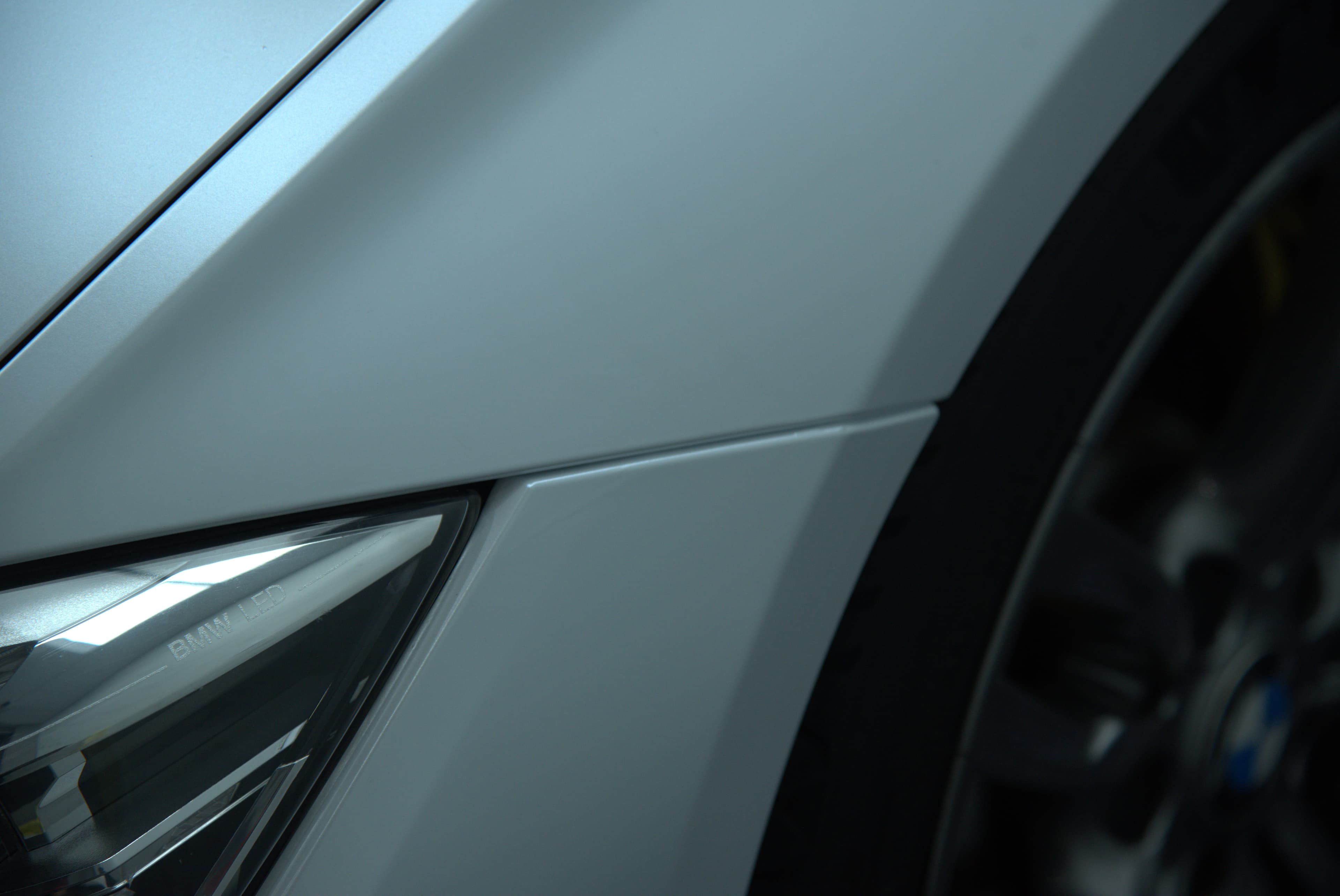 BMW 3 Series 全車消光白 - 10