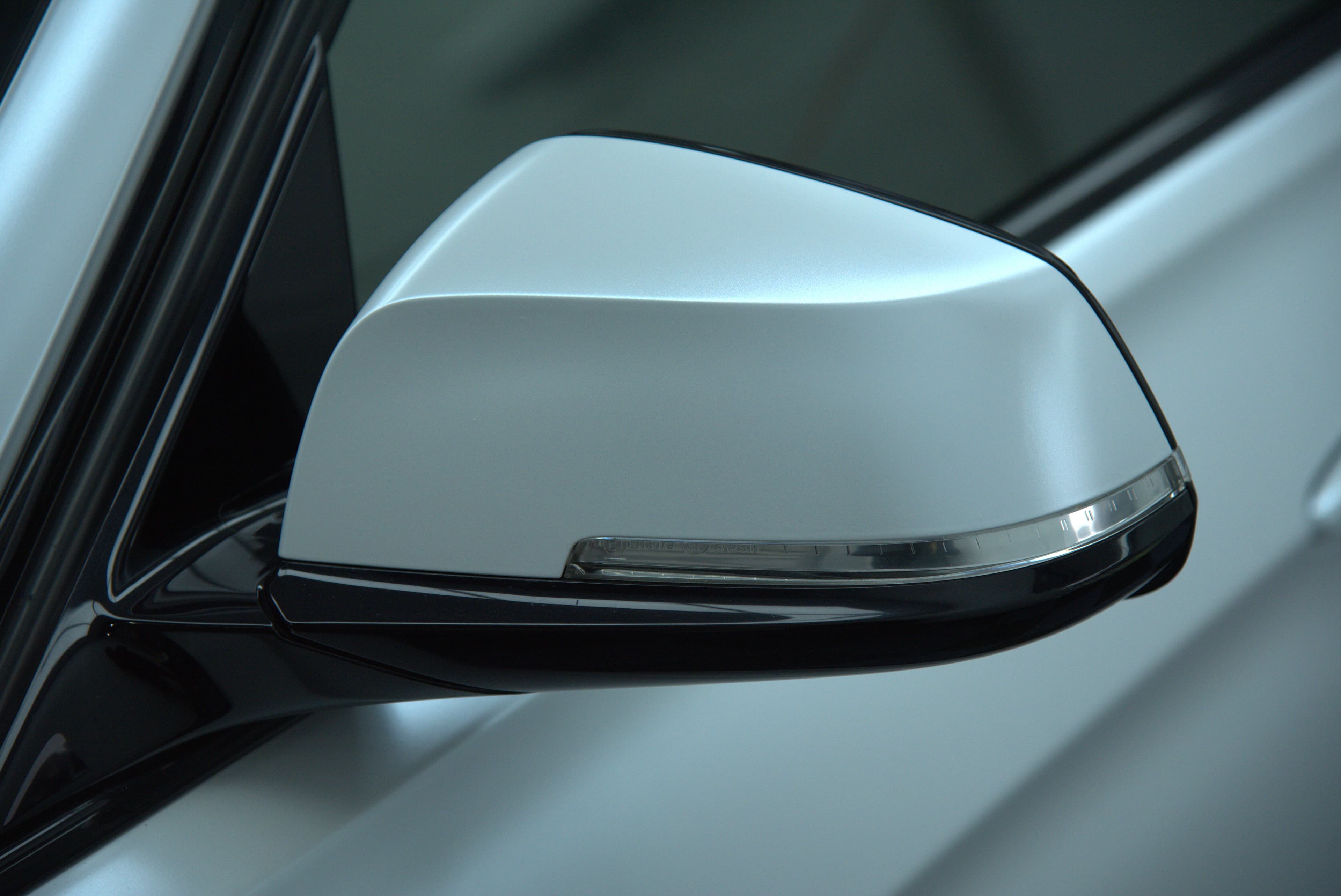 BMW 3 Series 全車消光白 - 15