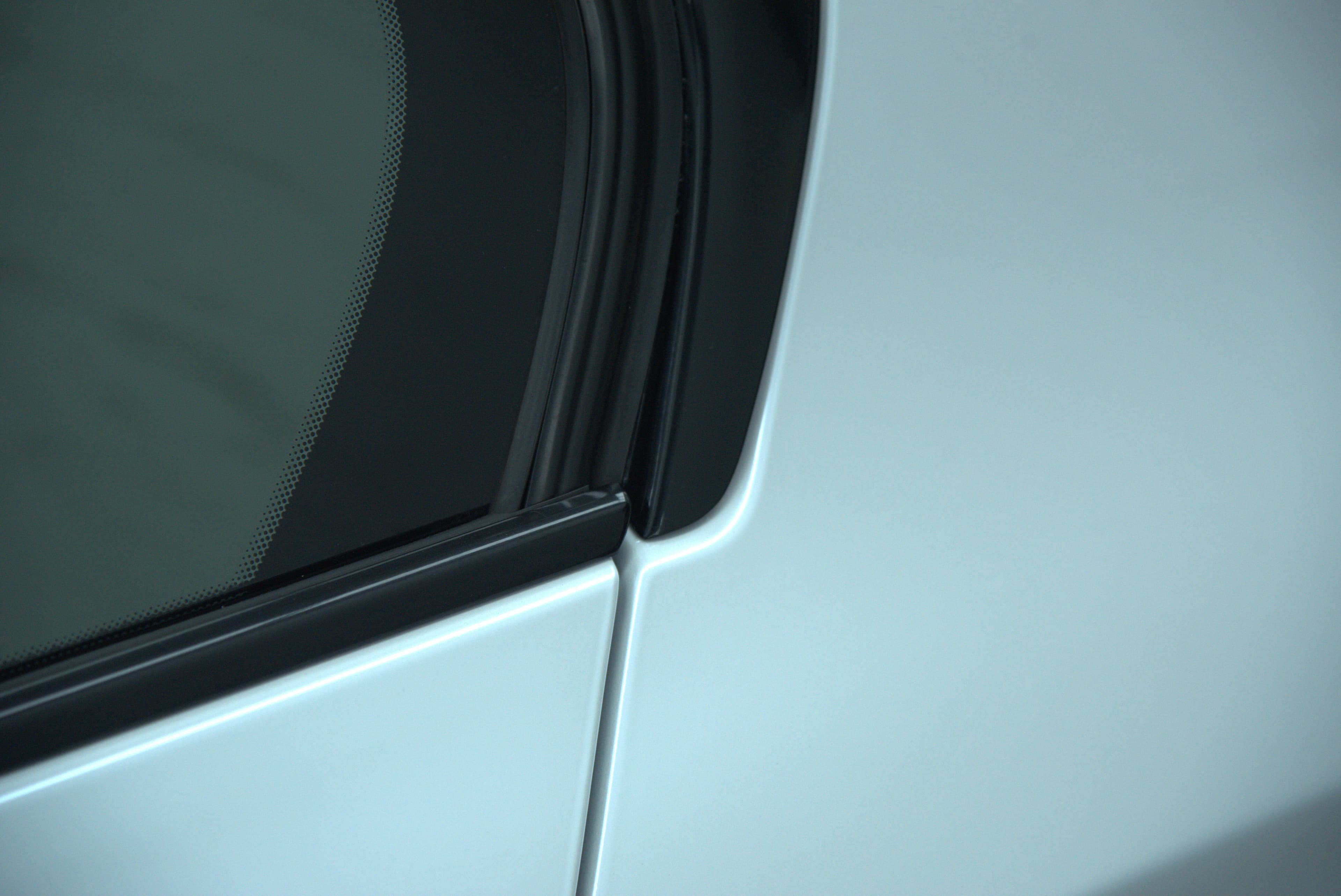 BMW 3 Series 全車消光白 - 21