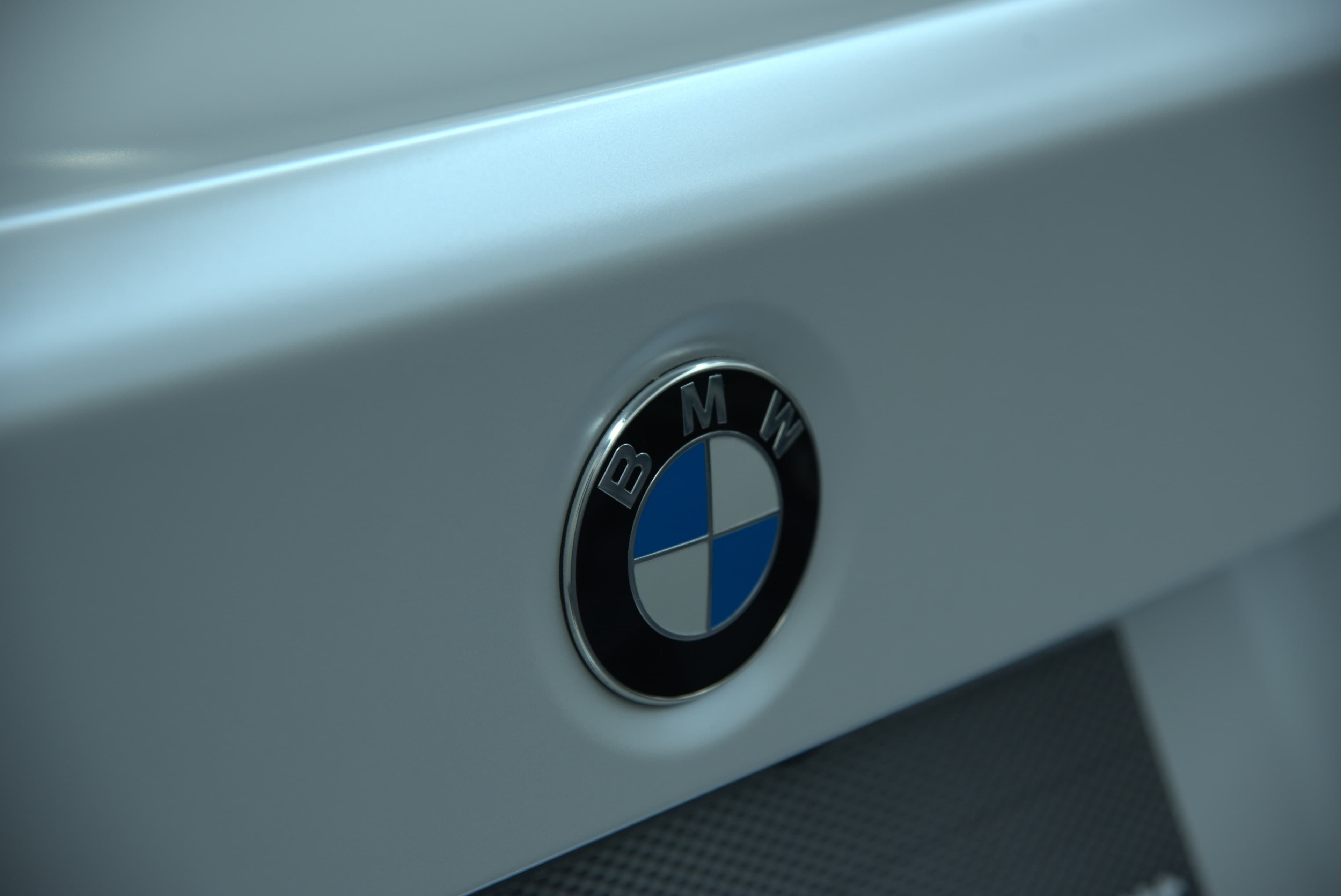 BMW 3 Series 全車消光白 - 51