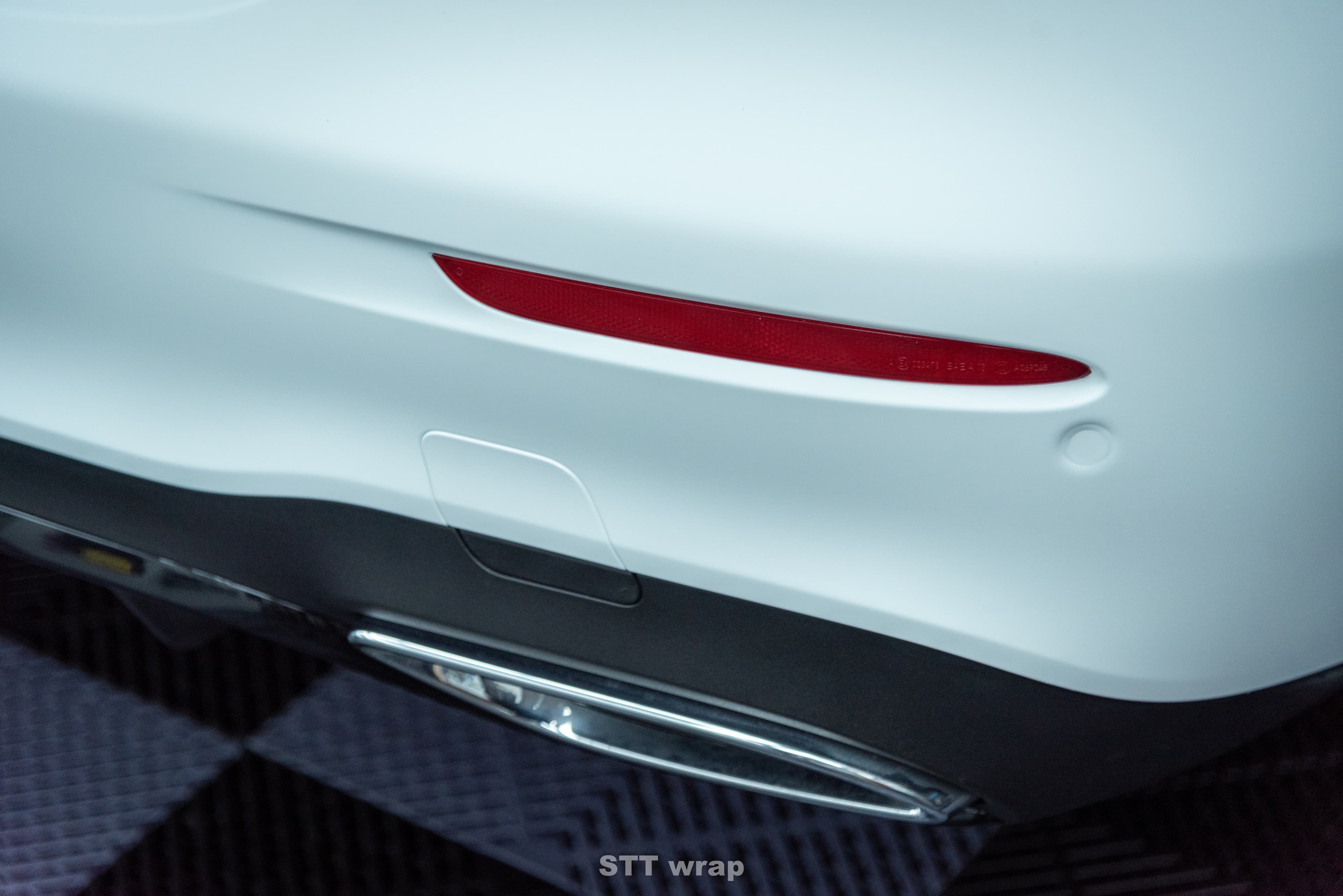 Benz E Class 全車消光白 - 40