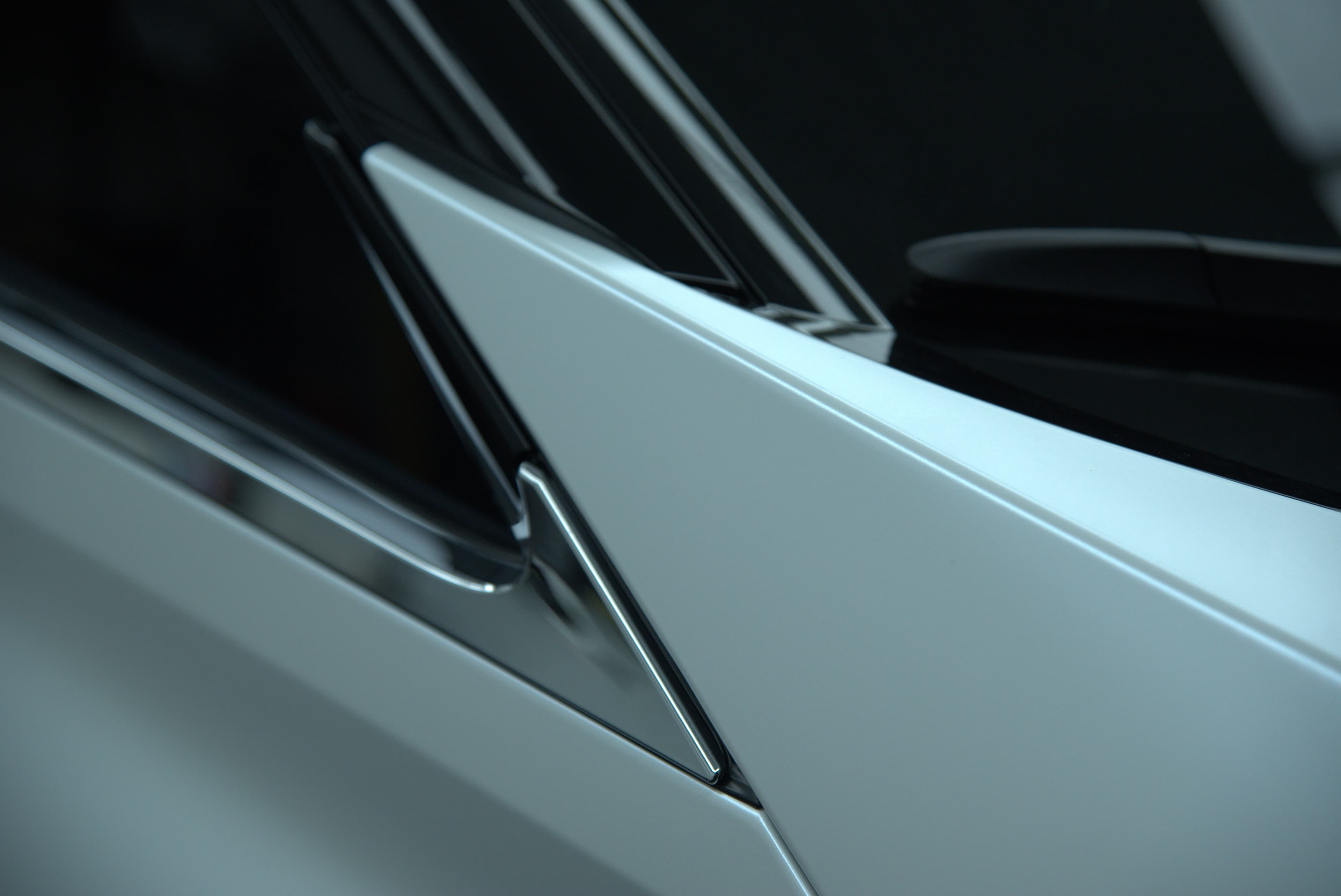 Leuxs LM500h 全車消光白 - 6