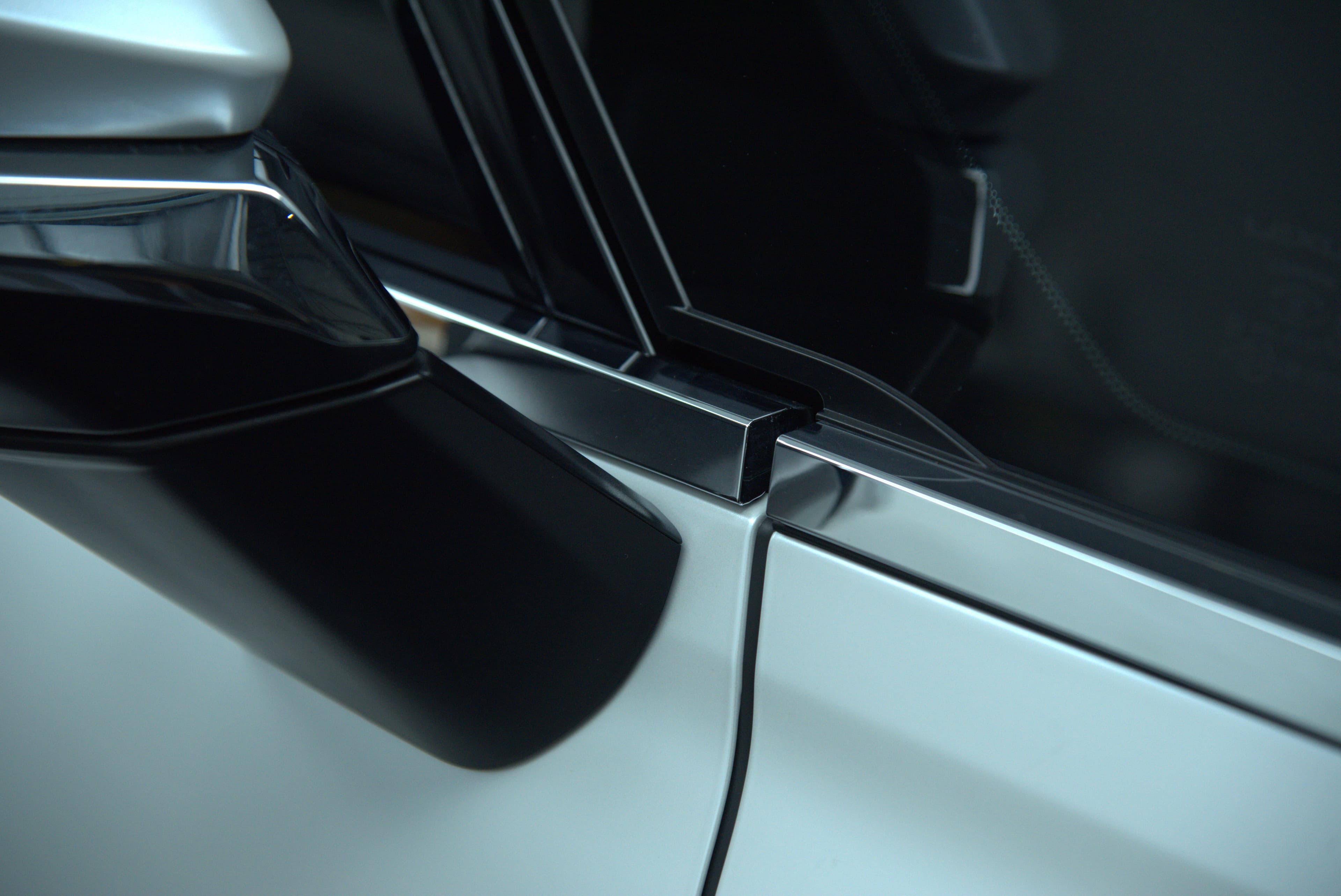 Leuxs LM500h 全車消光白 - 8