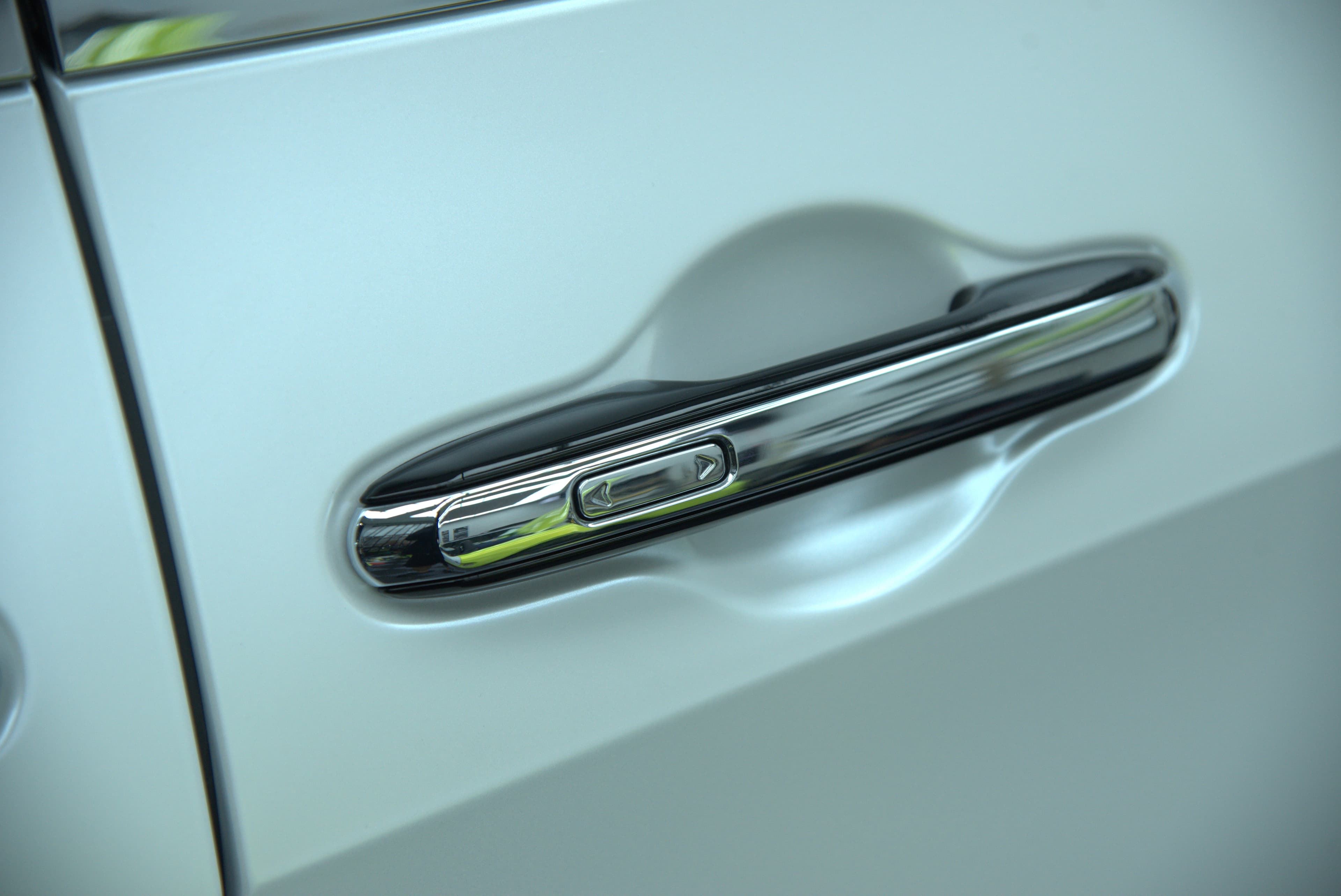 Leuxs LM500h 全車消光白 - 13