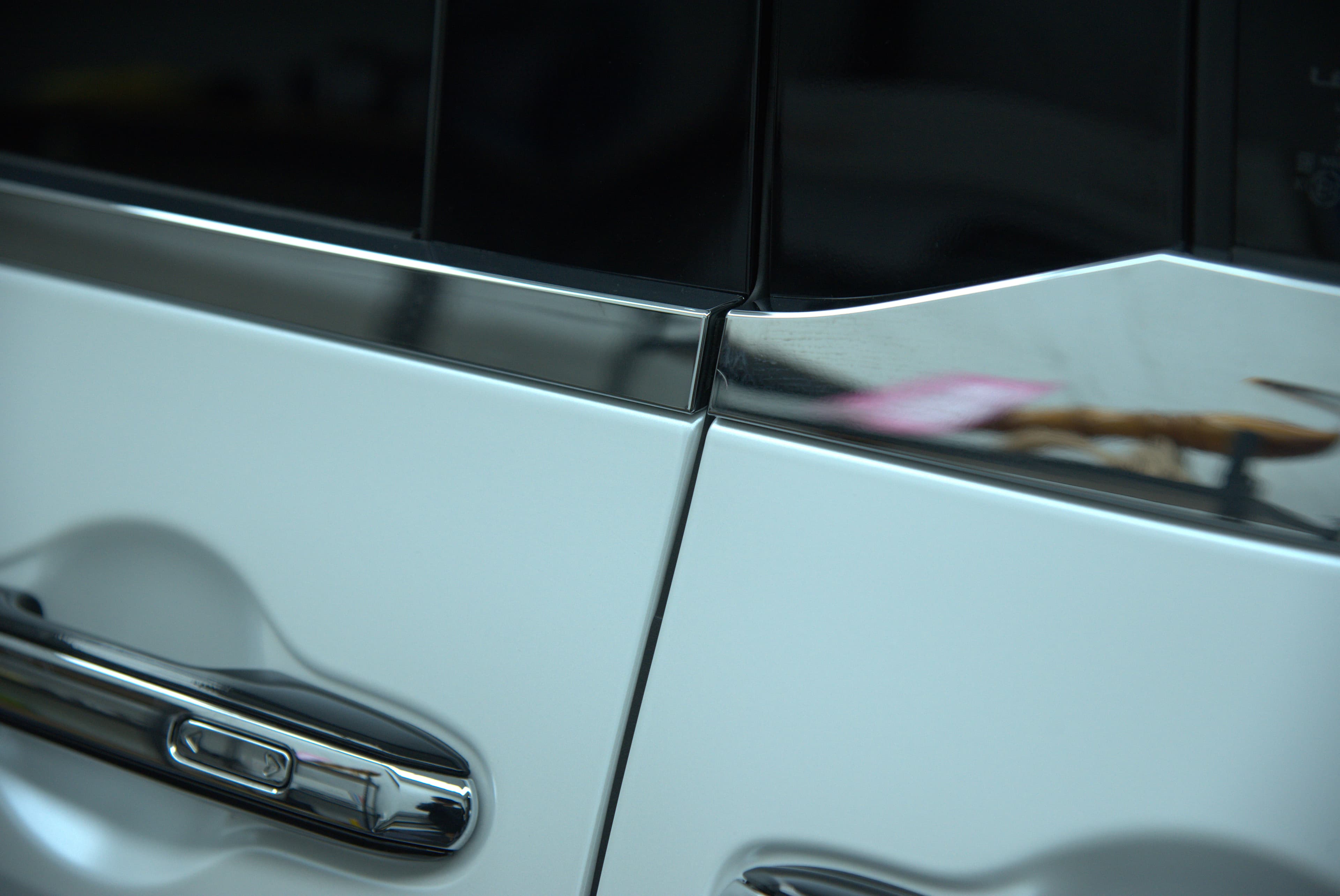 Leuxs LM500h 全車消光白 - 17