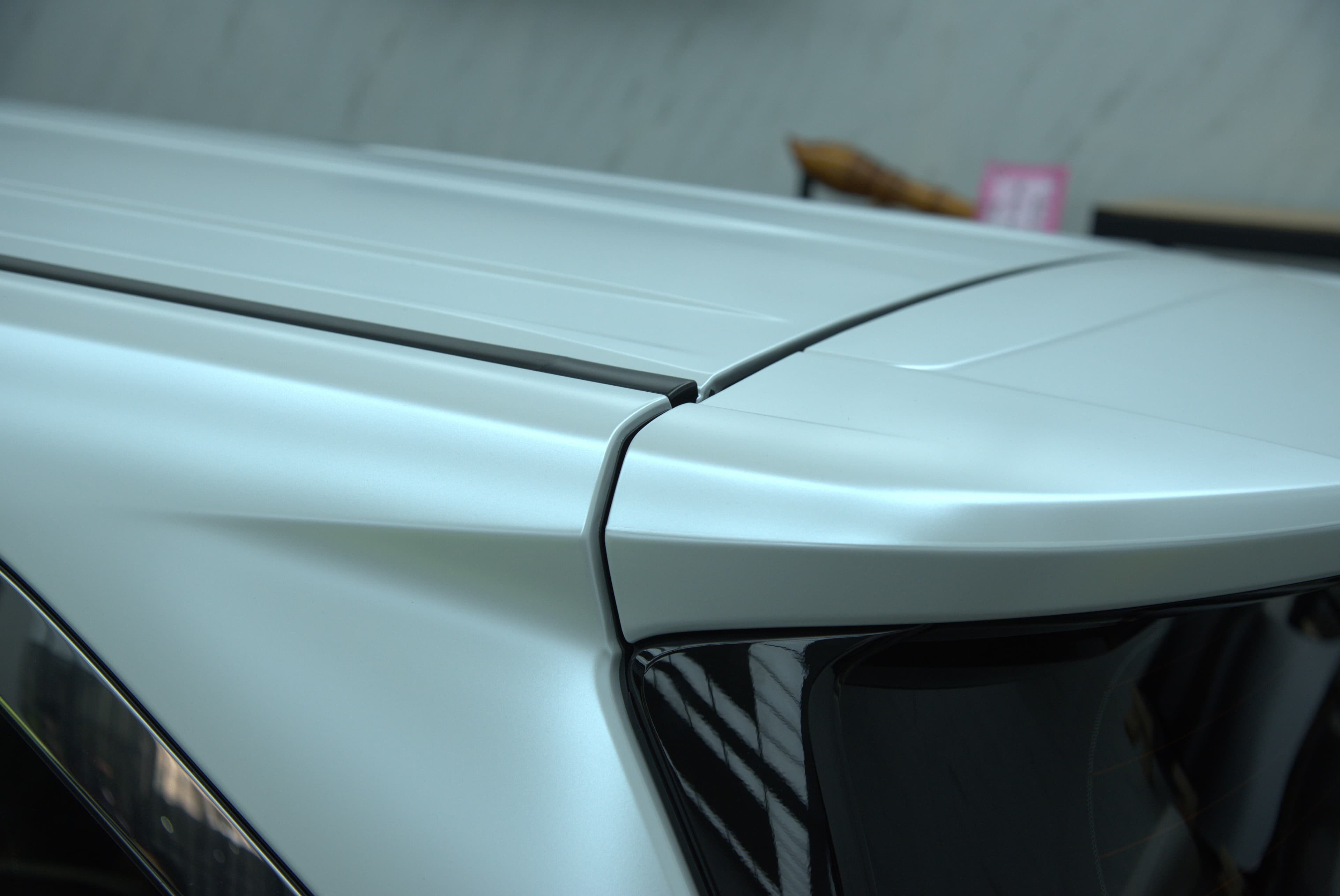 Leuxs LM500h 全車消光白 - 26