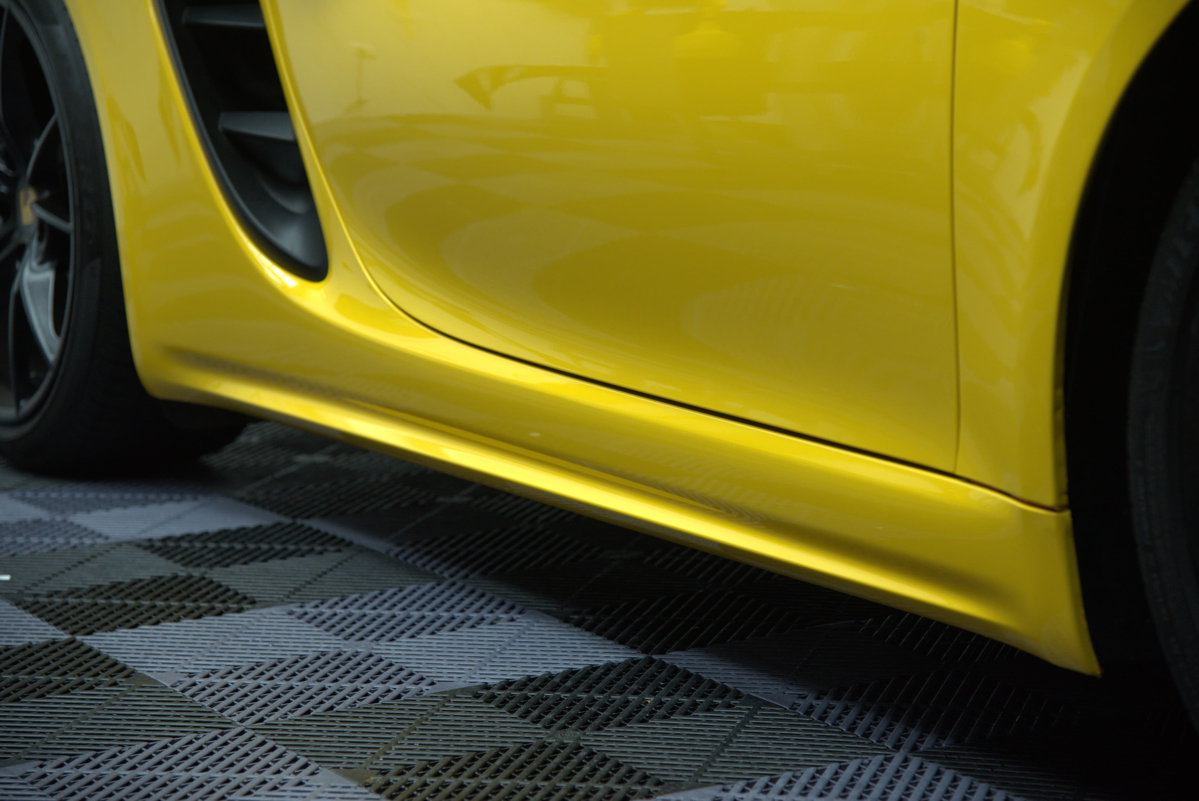 Porsche 718 Cayman S 全車改色 螢光黃 - 8