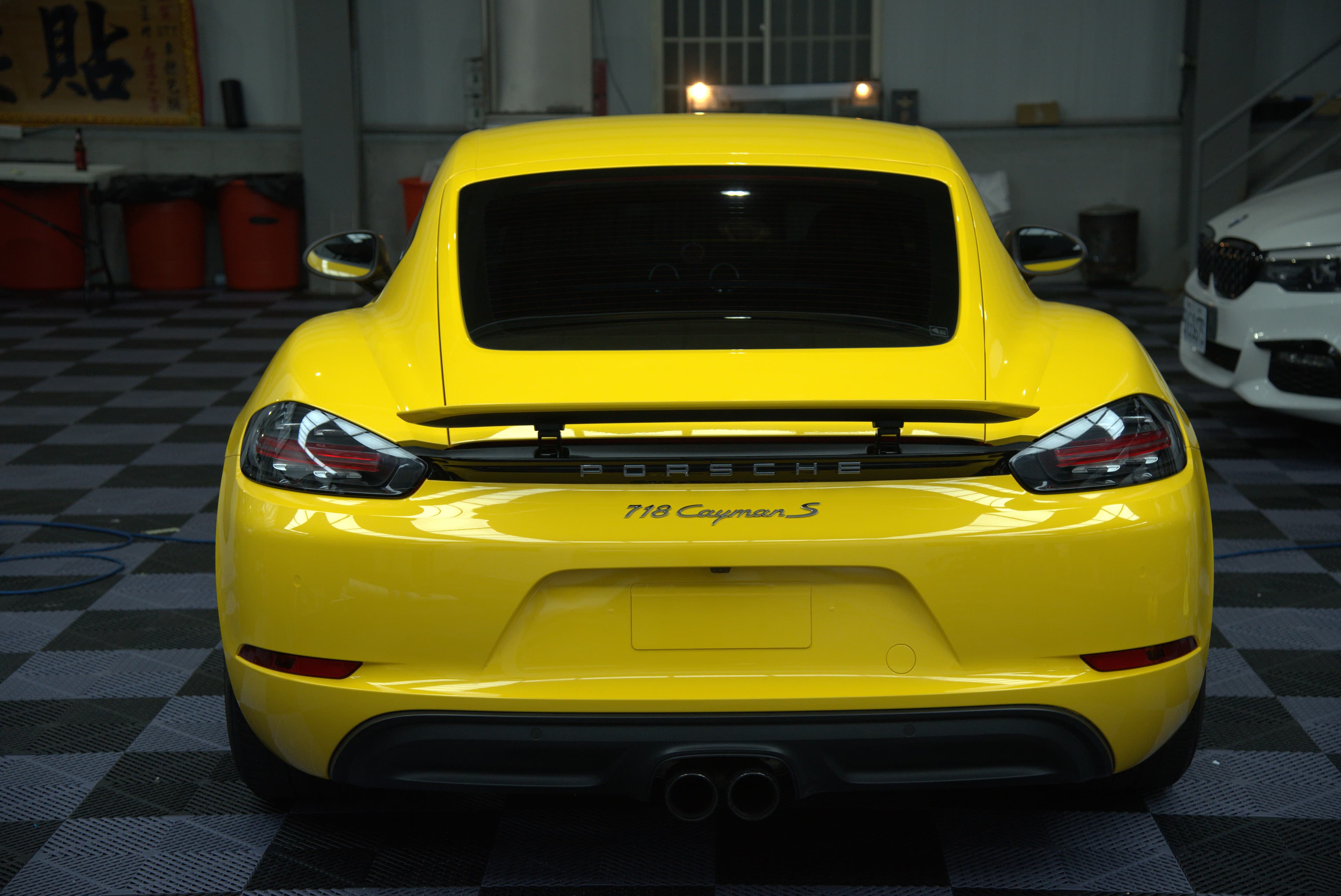 Porsche 718 Cayman S 全車改色 螢光黃 - 10