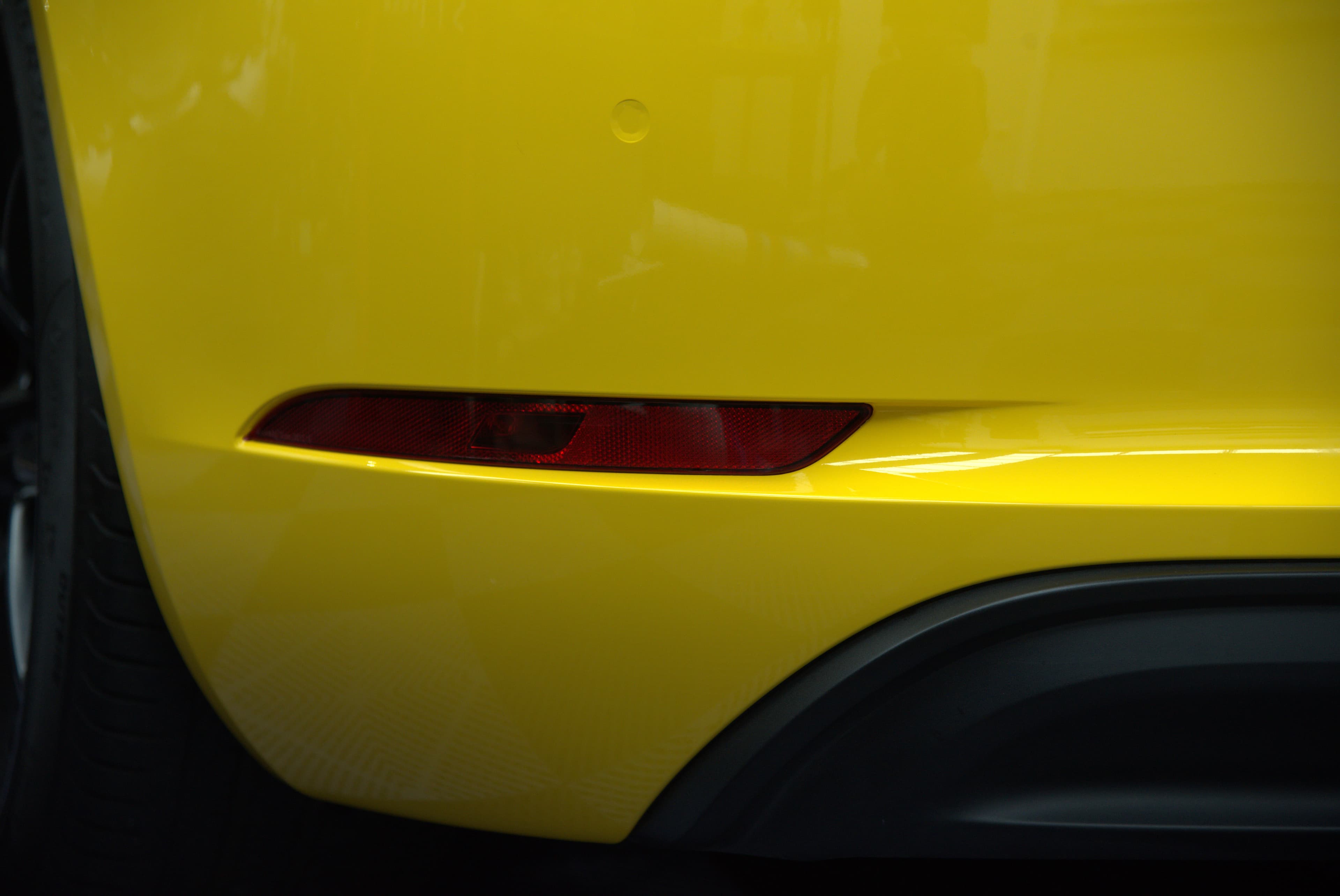 Porsche 718 Cayman S 全車改色 螢光黃 - 13