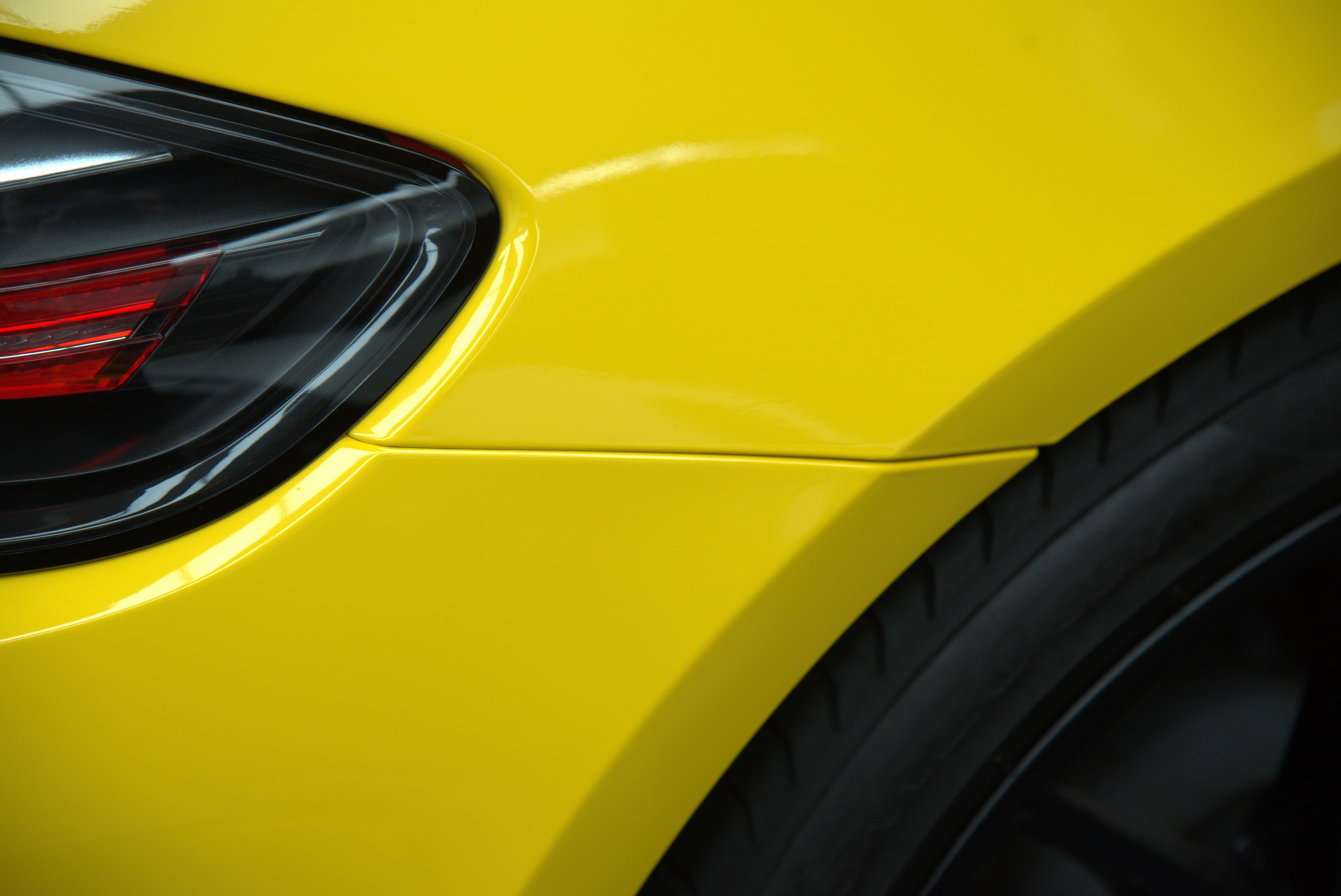 Porsche 718 Cayman S 全車改色 螢光黃 - 17