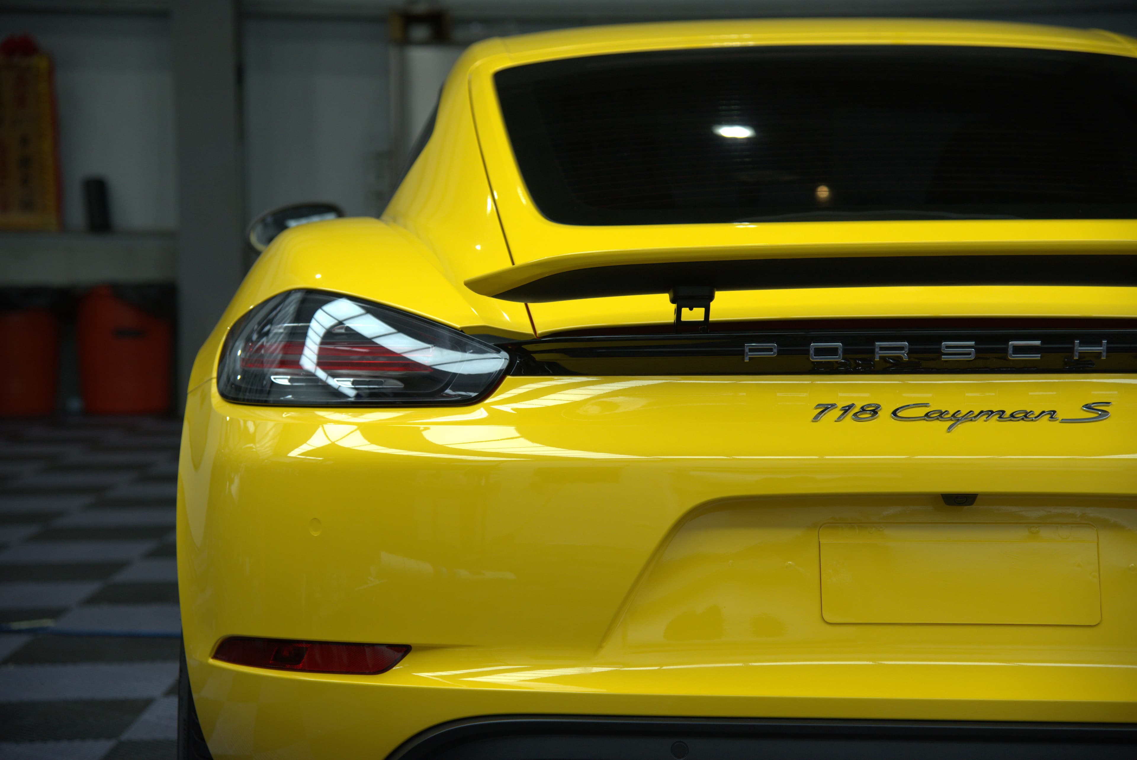 Porsche 718 Cayman S 全車改色 螢光黃 - 20