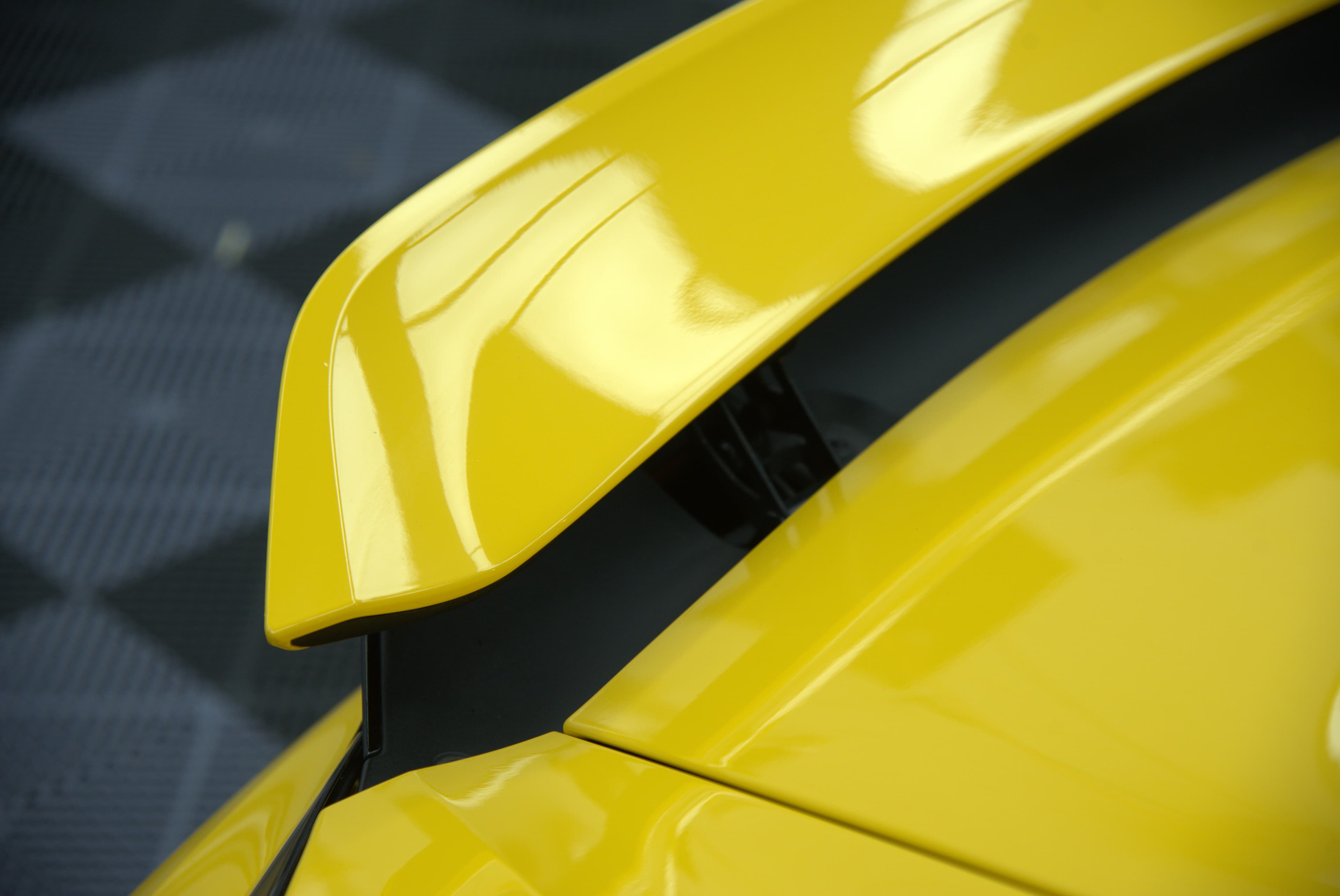 Porsche 718 Cayman S 全車改色 螢光黃 - 22