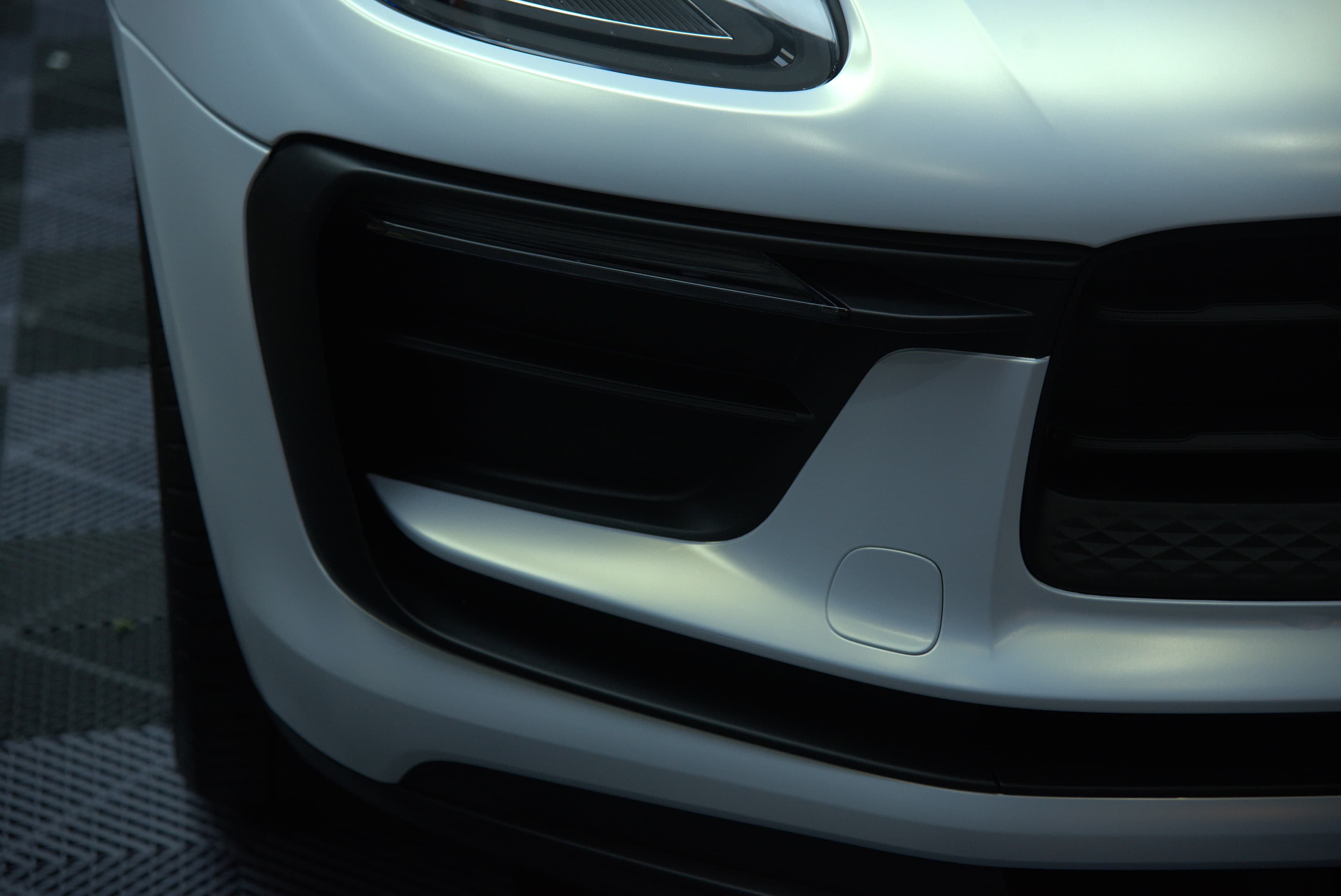 Porsche Macan 全車消光白 - 11