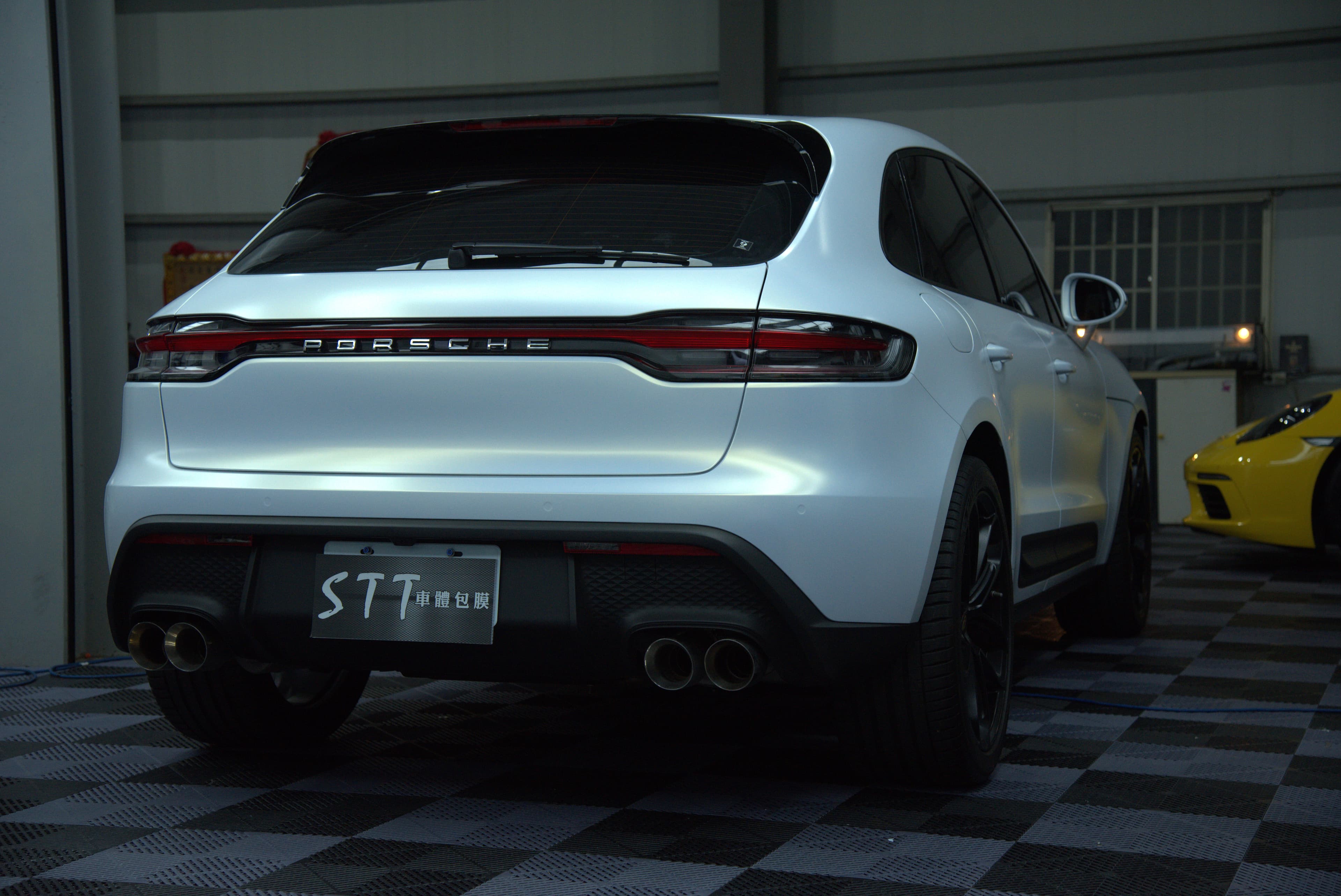 Porsche Macan 全車消光白 - 31