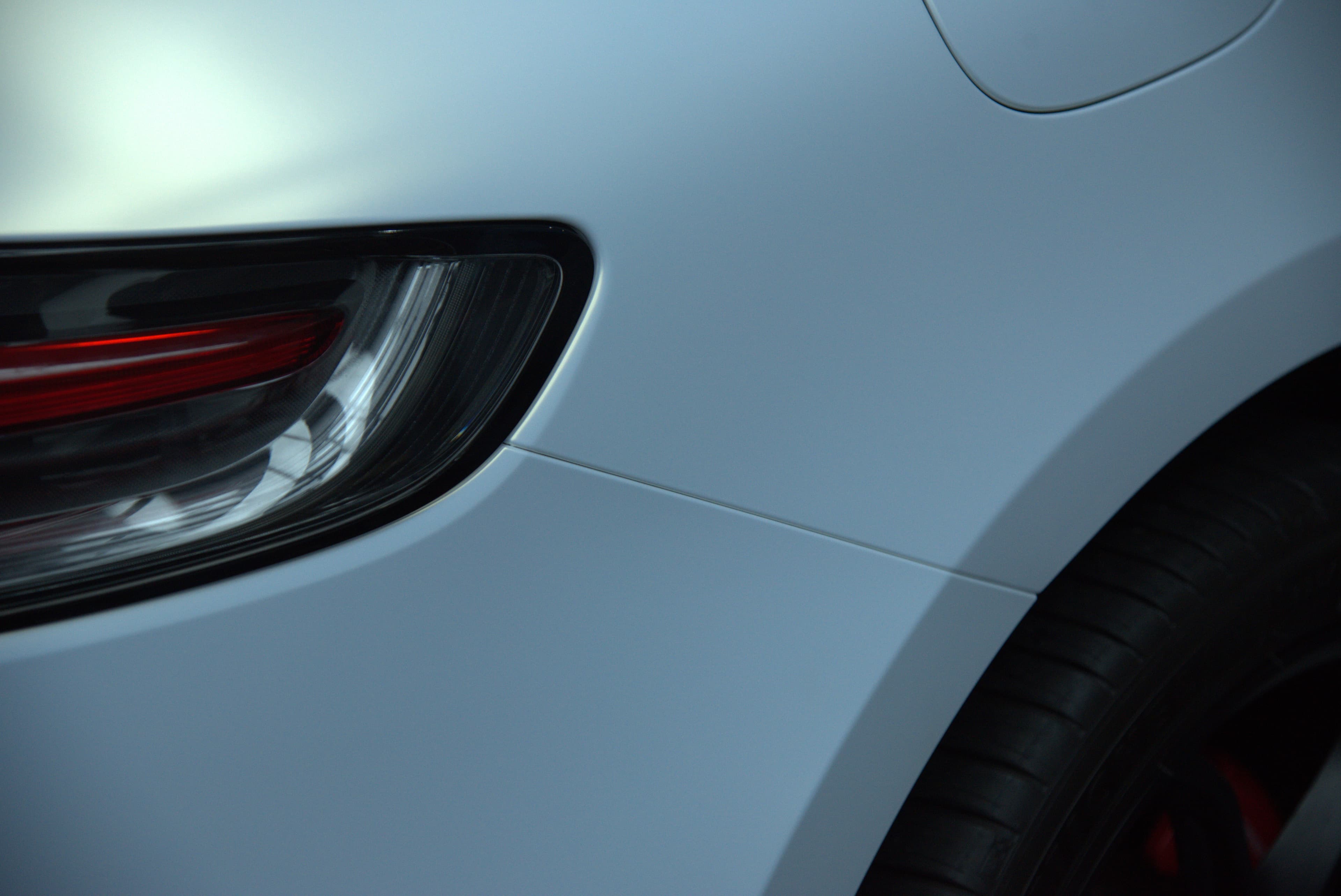 Porsche Macan 全車消光白 - 36