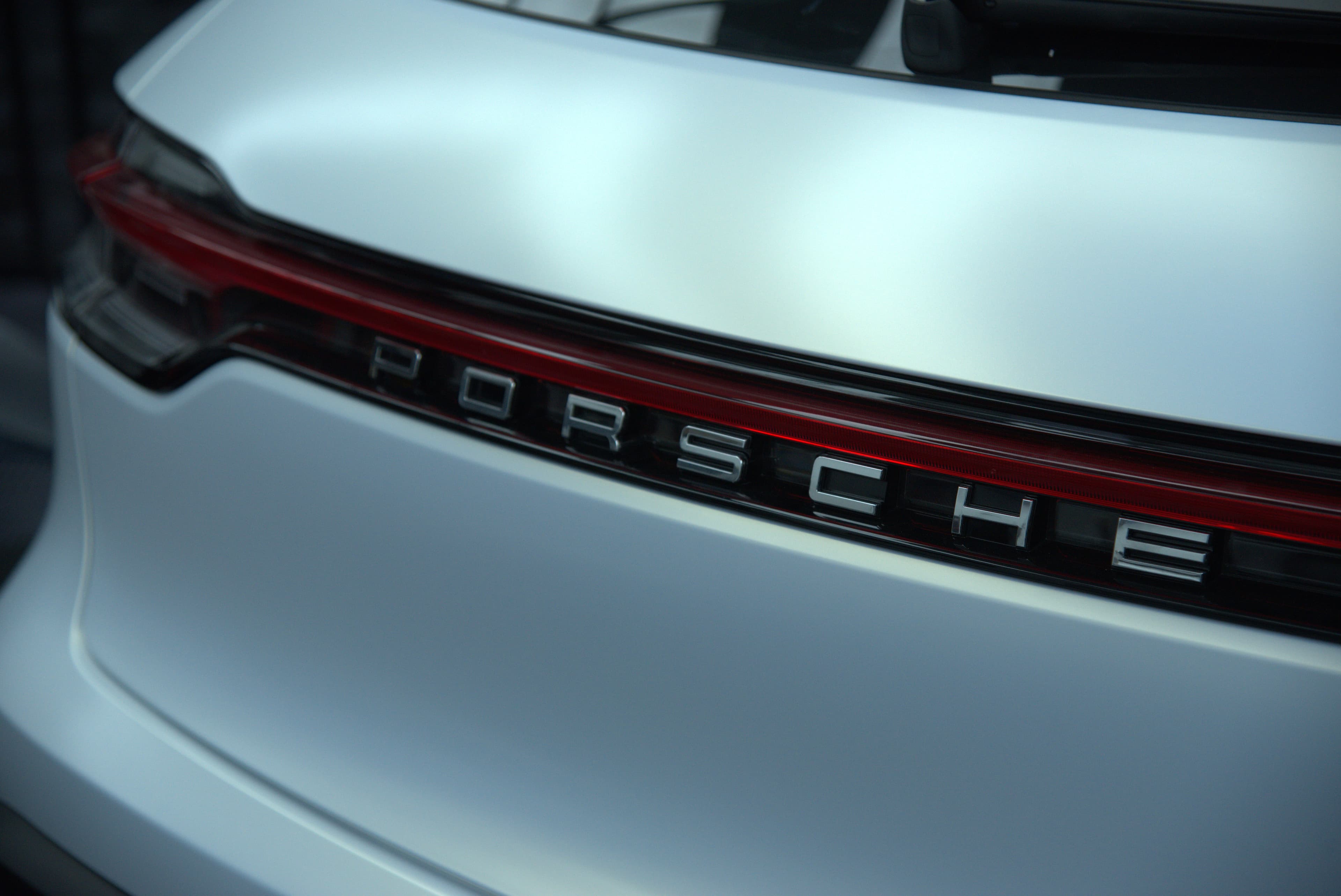 Porsche Macan 全車消光白 - 37