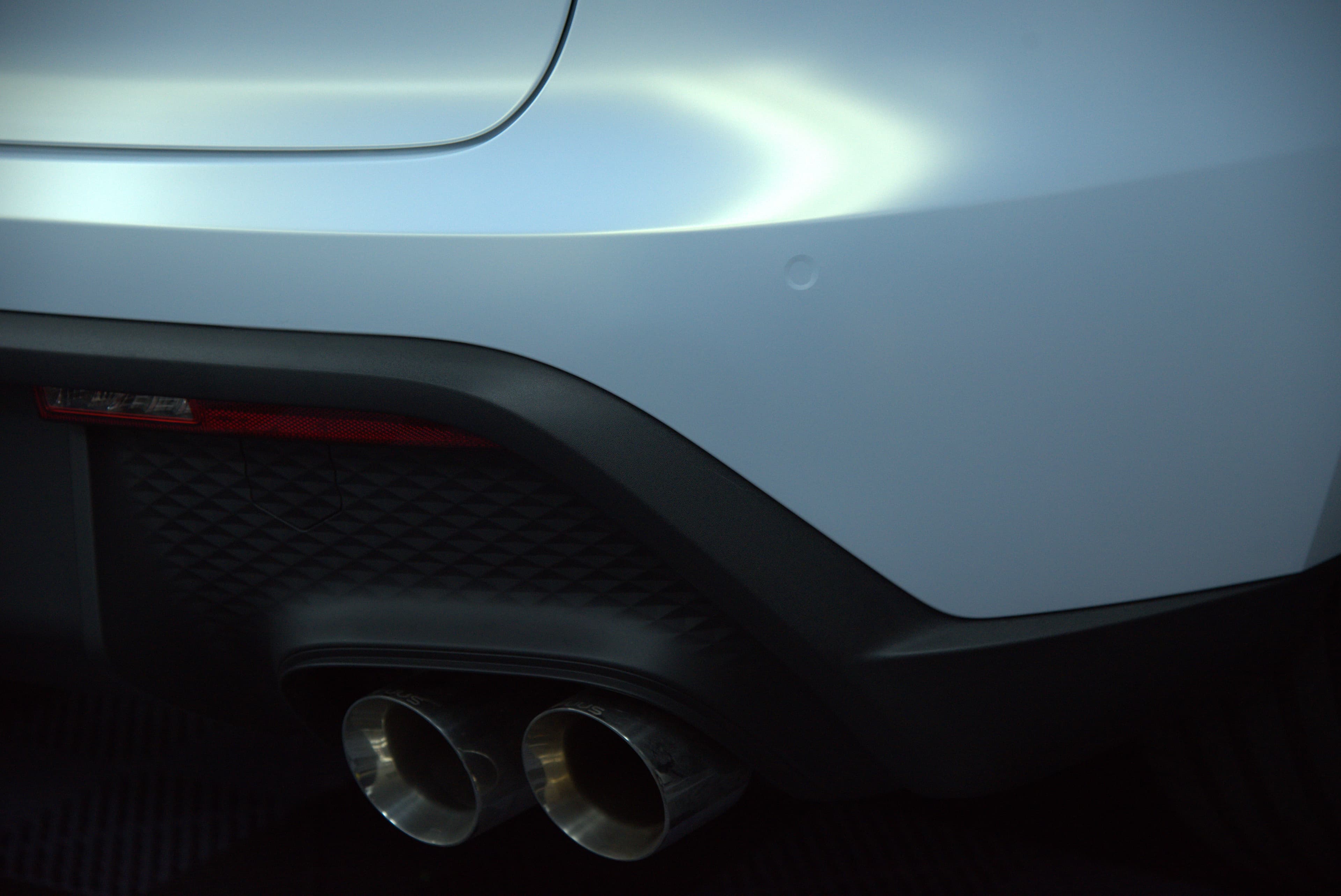 Porsche Macan 全車消光白 - 40