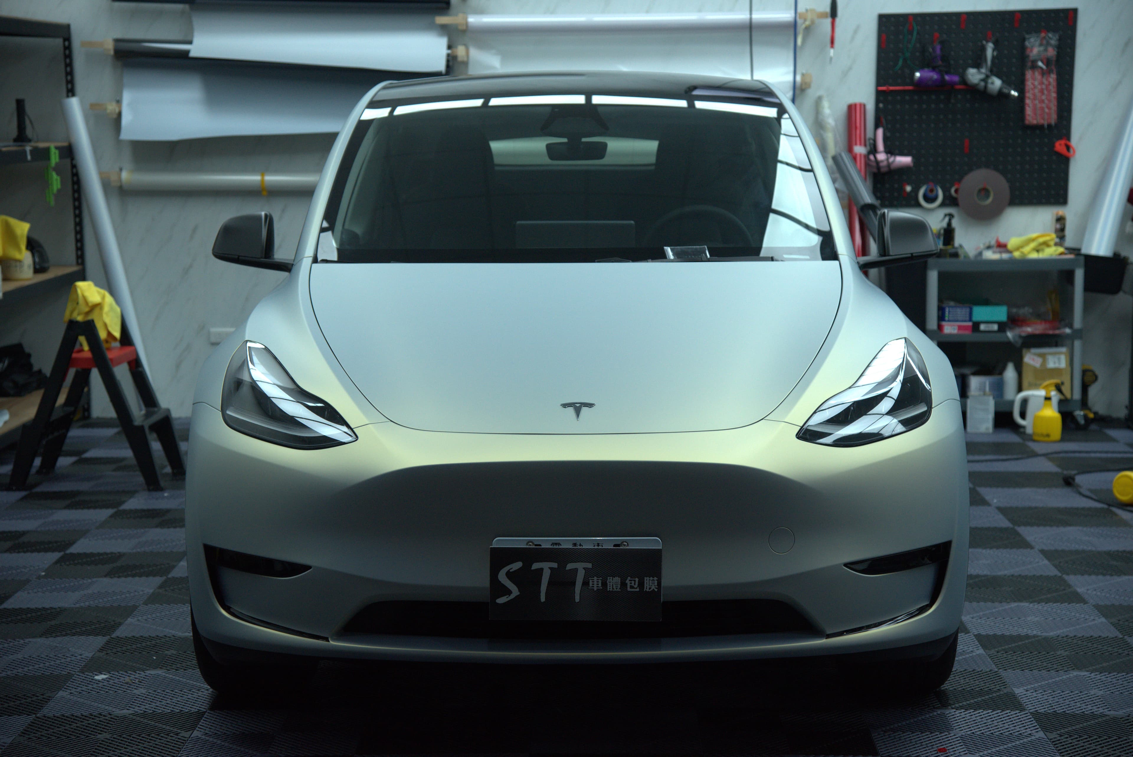 Tesla Model Y 全車消光犀牛皮 - 1